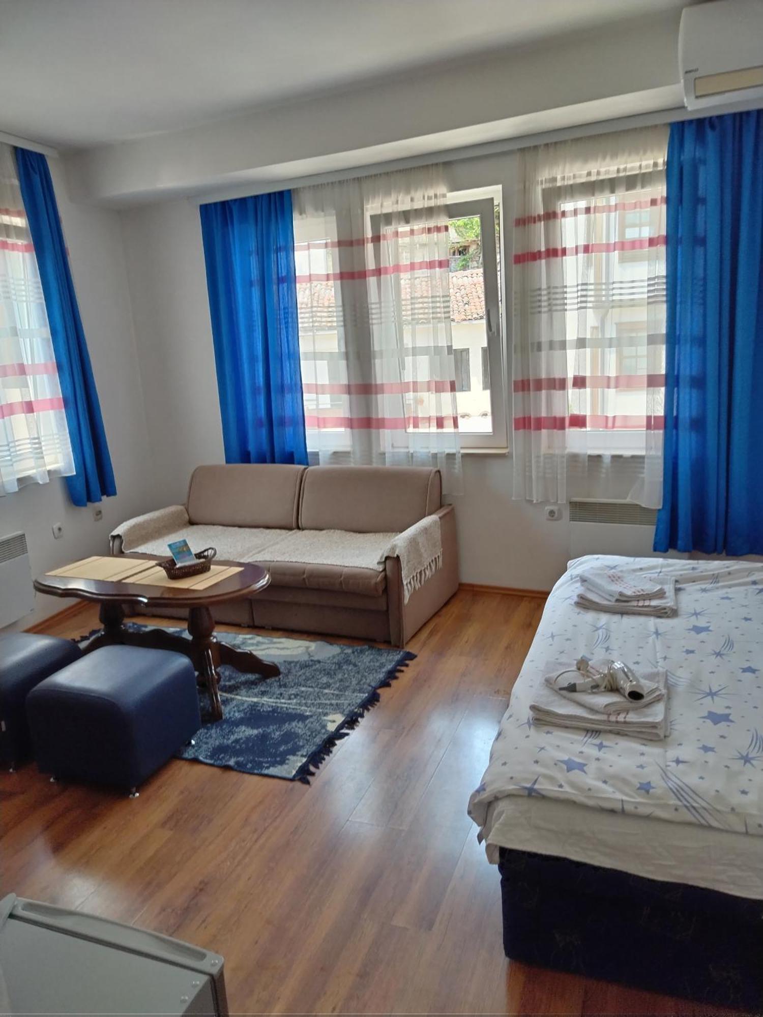 ホテル Orhidea House オフリド エクステリア 写真
